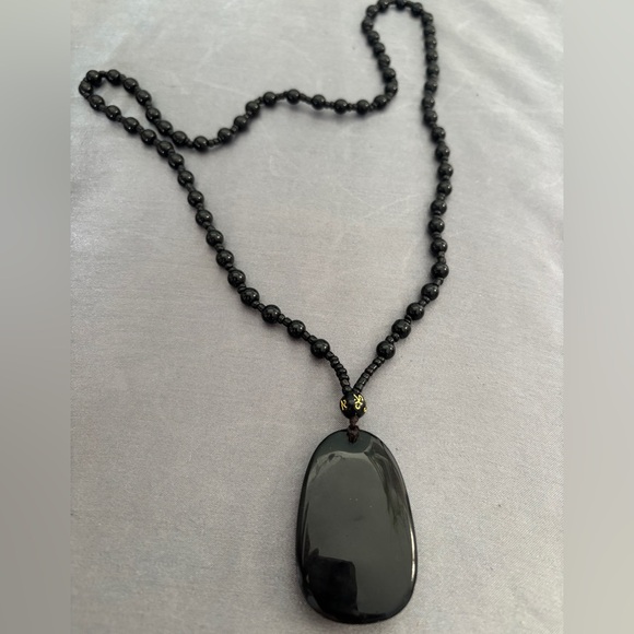 Black Jade Buddha Pendant Necklace EYE CANDY LOS ANGELES 24” Like New - Picture 5 of 6